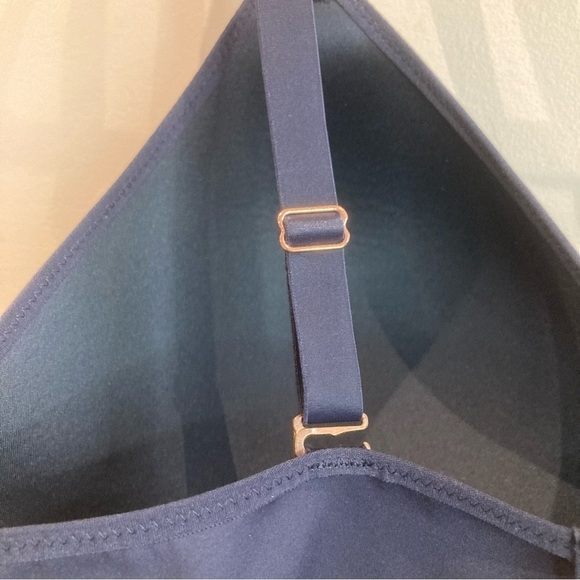 AERIE Sz 40D  Real Me Full Coverage Soft Shell Deep V Adjustable Straps Bra - Picture 5 of 10